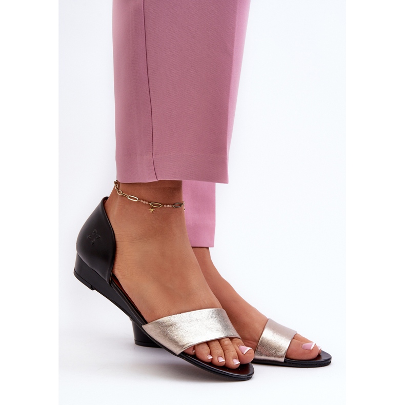 Maciejka bőr szandál 1971-67 fekete és arany aranysárga 2