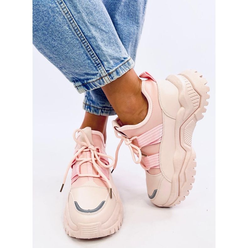 Aston Pink edzőcipők rózsaszín 2