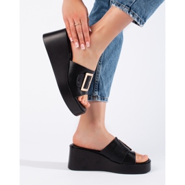 Fekete női ékpapucs 2