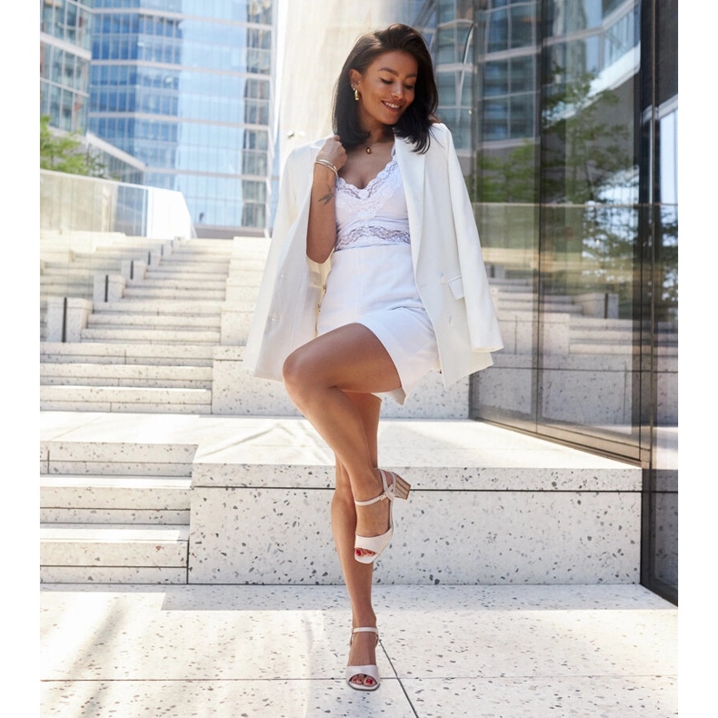 Bőrbetétes szandál magassarkún bézs 1