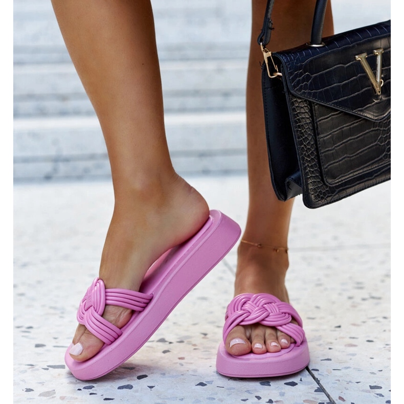 Sötét rózsaszín gumipapucs a Ferrei-től 2