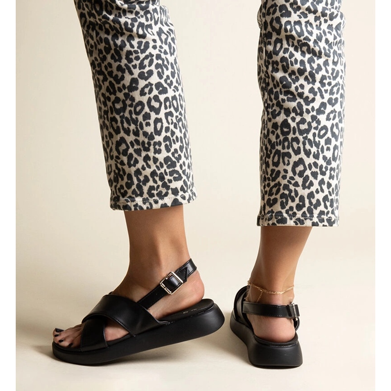 Fekete Burnet platformszandál 1