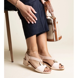 Jorga bézs bebújós, magas sarkú szandál 1