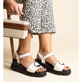 Fehér ékszandál Maddison öko bőrből 1