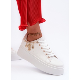 Női Platform tornacipő medálokkal, fehér Tivissa 1