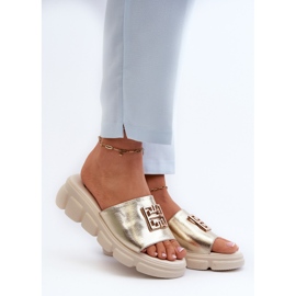 Női bőr papucsok arany díszítéssel, ékekkel Vinceza 41444 arany aranysárga 2