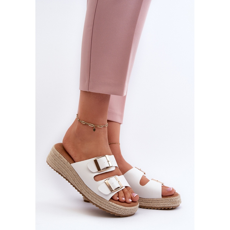 Női papucsok fonott Eco bőrrel, fehér Zaloemi 2