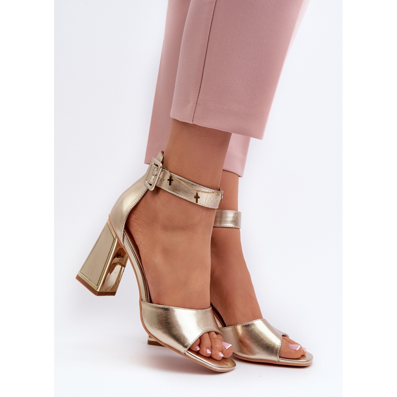 Elegáns női szandál magassarkú arany rosazarán aranysárga 2