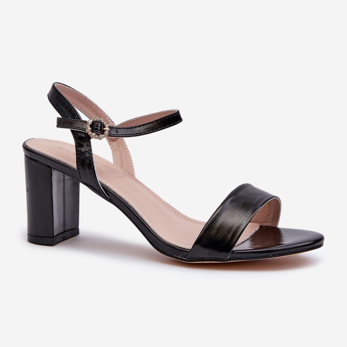 Fekete Glindra magassarkú szandál 1