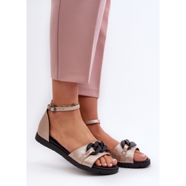 Női lapos szandál lánccal Vinceza 17320 arany aranysárga 2