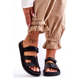 Bőr klasszikus női csúszdák tépőzárral, fekete Amedon 1