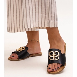 Fekete flip-flop Perkin csattal díszítve 1 Fekete flip-flop Perkin csattal díszítve 1