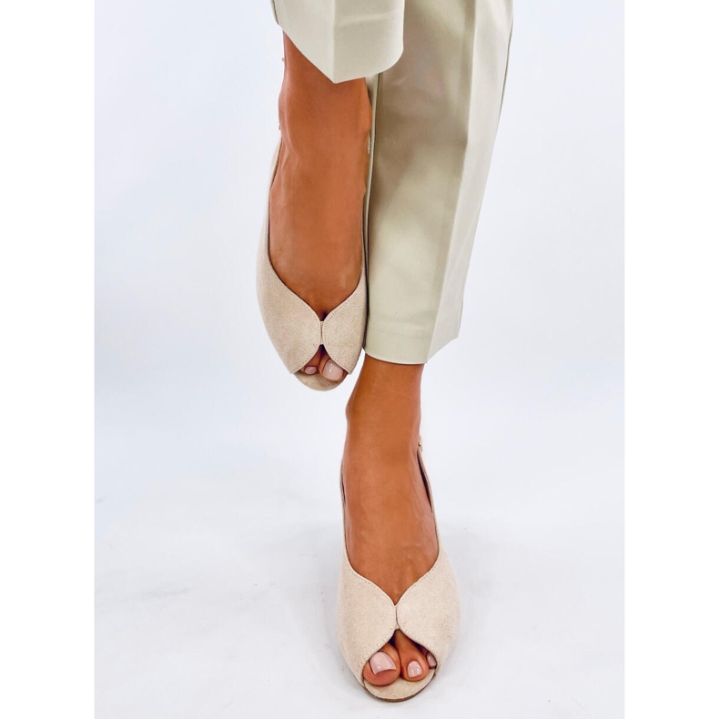 Venus Beige magas sarkú szandál bézs 1