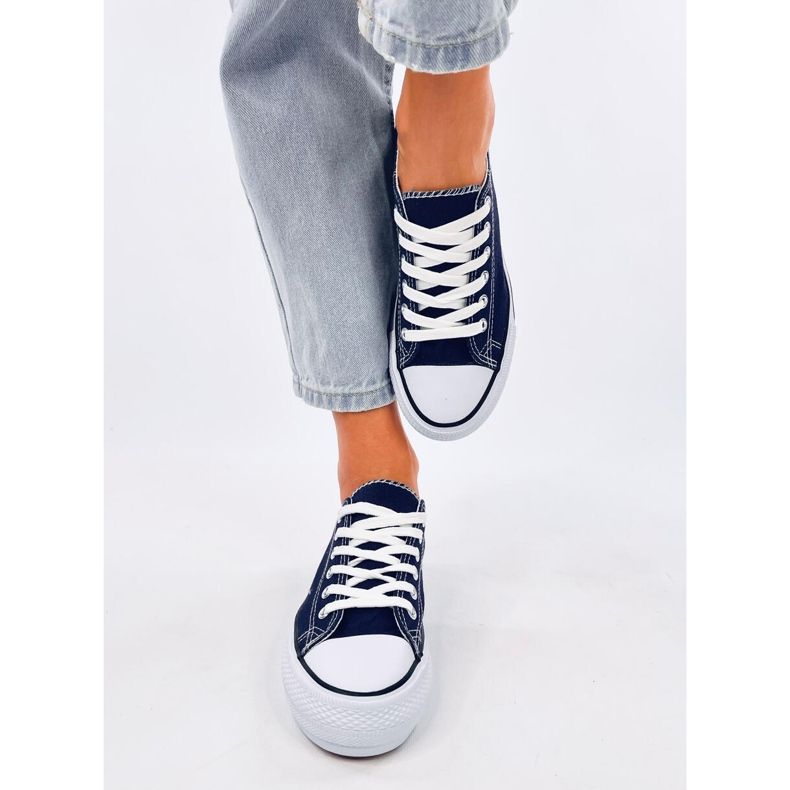 Klasszikus női tornacipő Fargis D.BLUE kék 1 Klasszikus női tornacipő Fargis D.BLUE kék 1