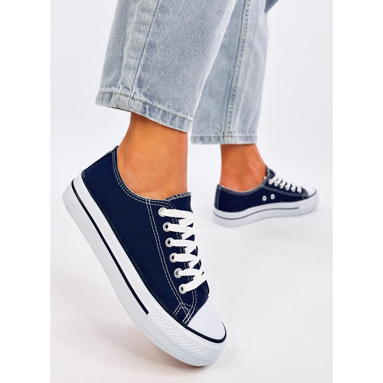 Klasszikus női tornacipő Fargis D.BLUE kék 2 Klasszikus női tornacipő Fargis D.BLUE kék 2