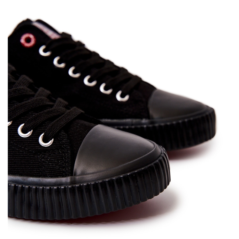 Klasszikus férfi tornacipő Cross Jeans JJ1R4032C fekete 2