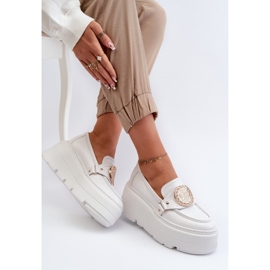 Zazoo 3458 női bőr mokaszin díszítéssel, fehér 1