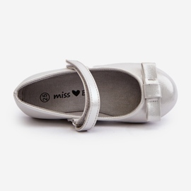 Fényes gyerek balerinacipő ezüst Fiorelle tépőzáras masnival 2