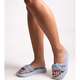 Kék gumipapucs a Ferrei-től 1