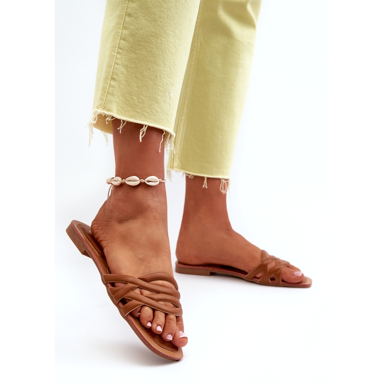 Lapos sarkú öko-bőr papucs barna 3