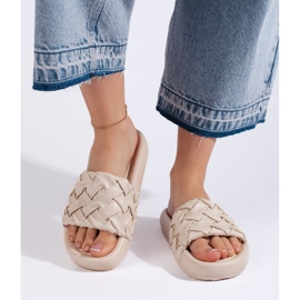 Női bézs színű fonott papucs 2