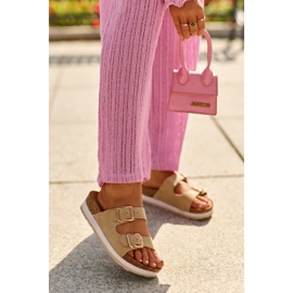 Női papucsok egy emelvényen csatokkal, bézs Eco Suede Ursila 2