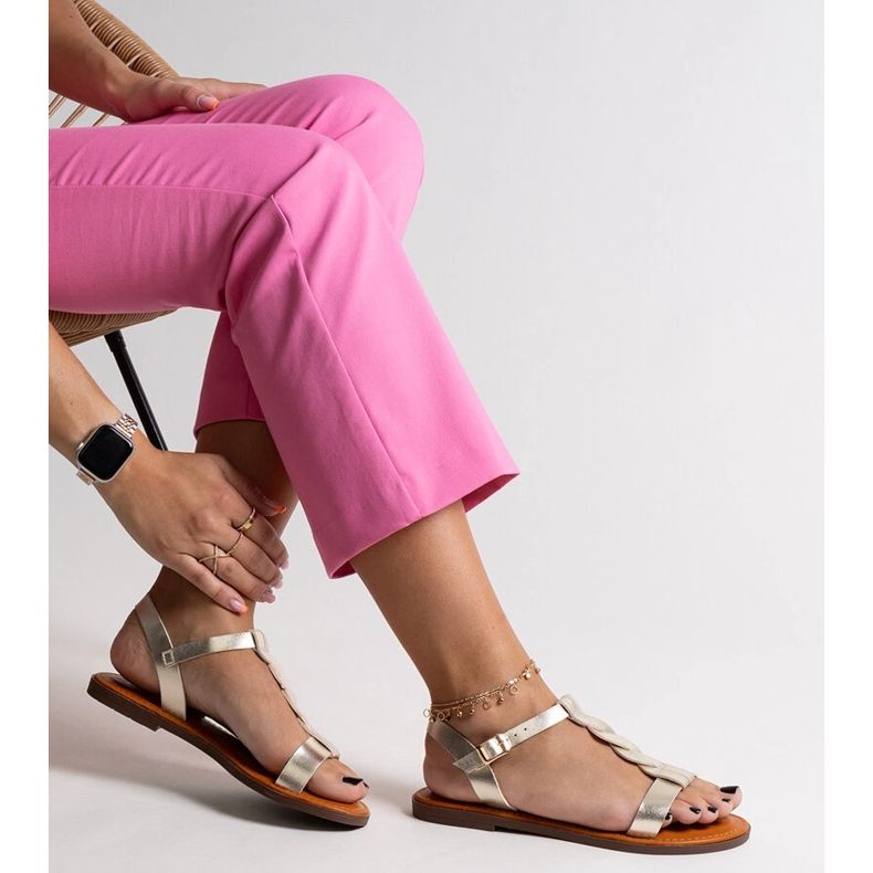 Amaránt arany lapos szandál aranysárga 1