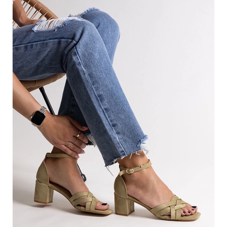 Zöld magas sarkú szandál a Wajdától 1