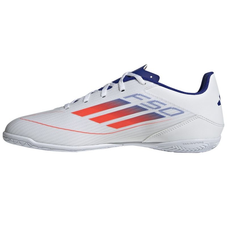 Adidas F50 Club IF1345 futballcipőben fehér 1