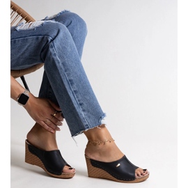 Fekete ékszandál Penelopina ökobőrből 1