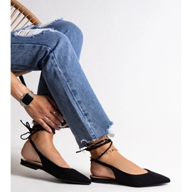 Leaia fűzős fekete balettlapos, nyitott sarokkal 1