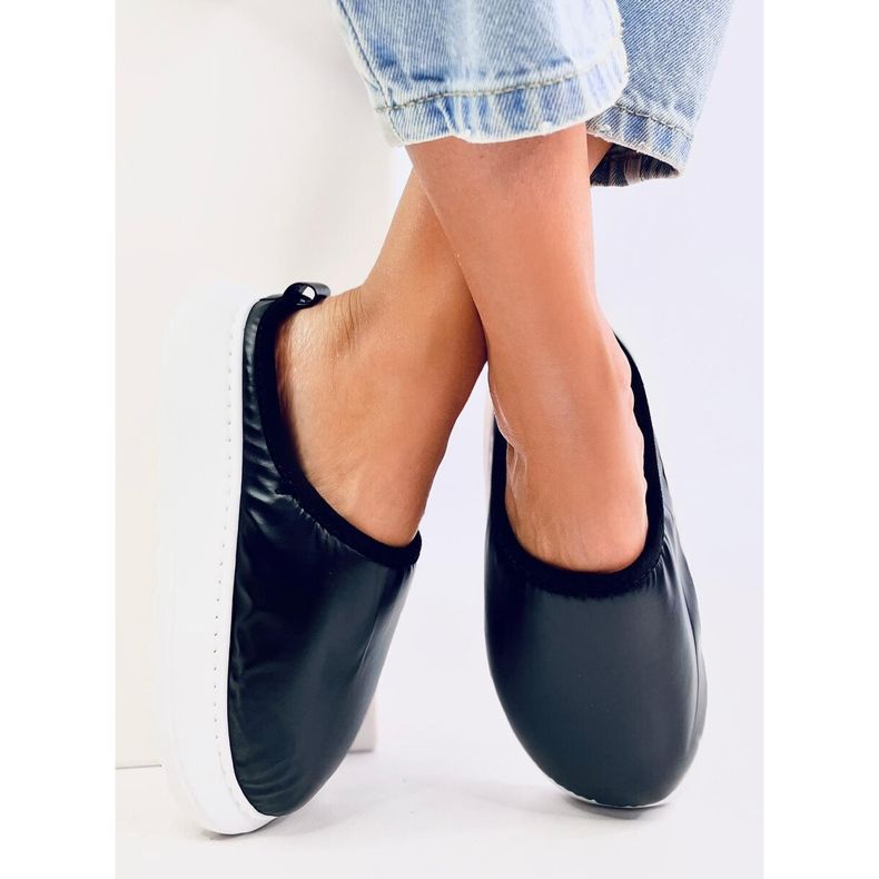 BM Szigetelt téli papucs Toby Black fekete 1