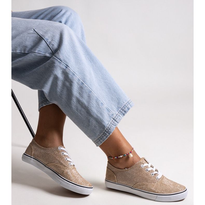 Arany fényes Carroline tornacipő aranysárga 1