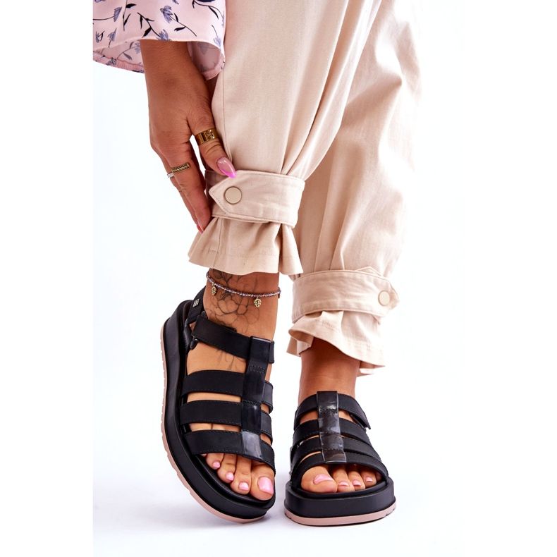 Női vegán tépőzáras szandál ZAXY JJ285017 fekete 1