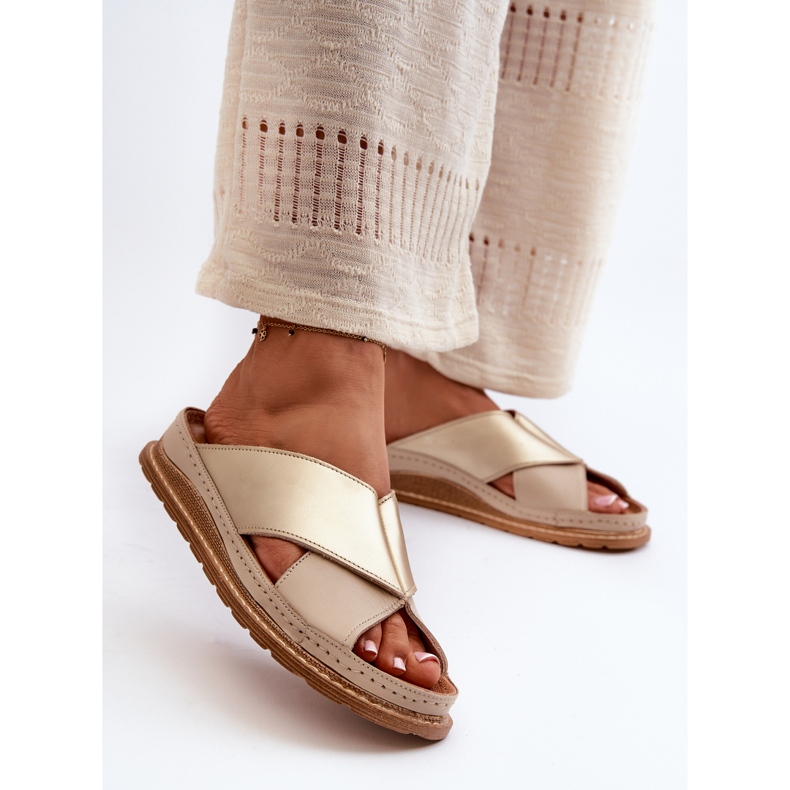 Bőr profilú papucs Maciejka 04986-04 arany-bézs 2 Bőr profilú papucs Maciejka 04986-04 arany-bézs 2