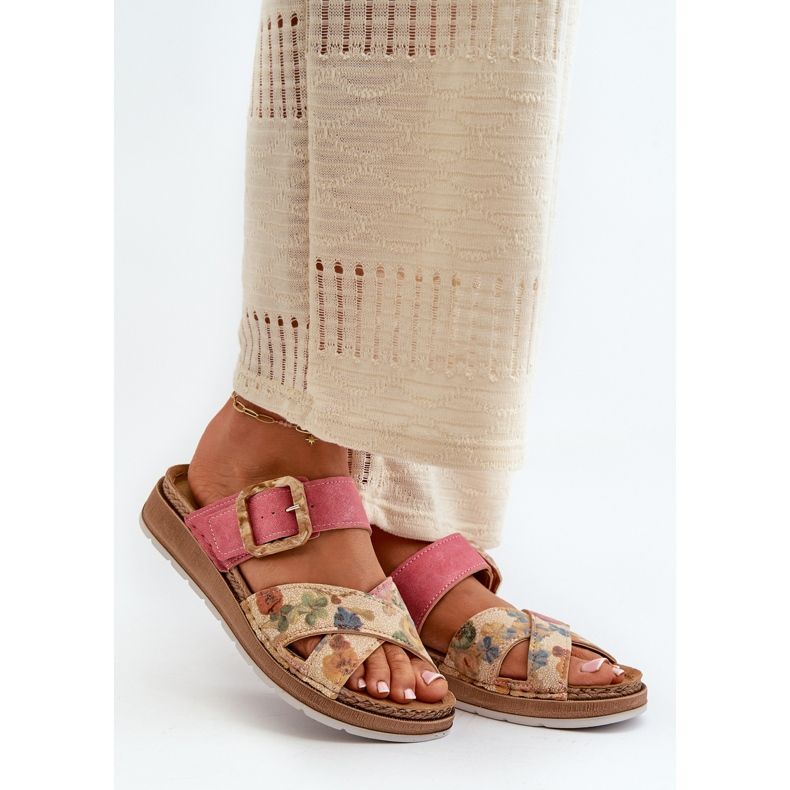 Kényelmes női papucsok virágcsattal Inblu GS000051 Pink rózsaszín 1