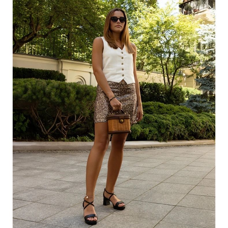 Husne fekete magassarkú szandál 1