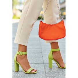 Neon zöld Georgina magassarkú szandál 1