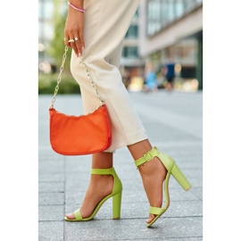 Neon zöld Georgina magassarkú szandál 2