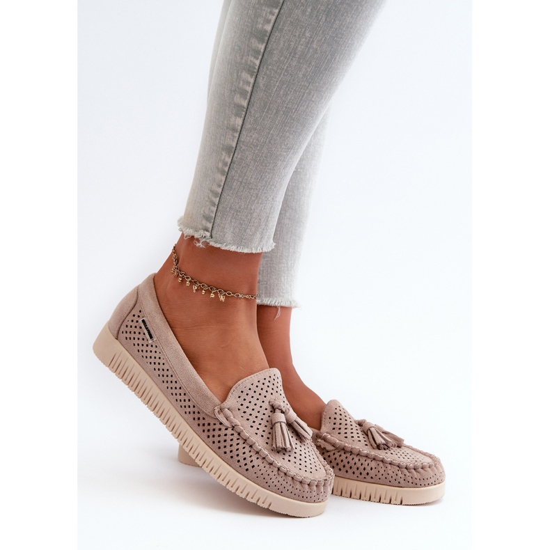 Női áttört mokaszinok Eco velúrból, bézs Tinami 2