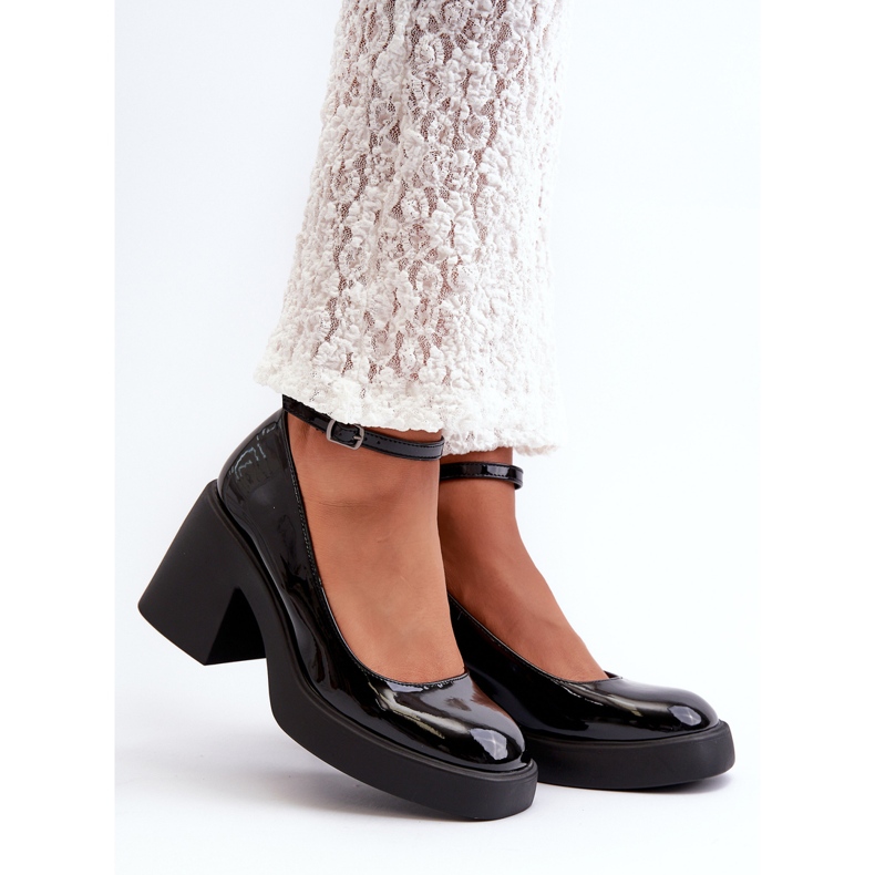 Fekete Patent Pumps Massive Heels Effiba 1