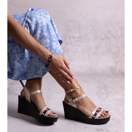 Farah arany ékszandál aranysárga 1