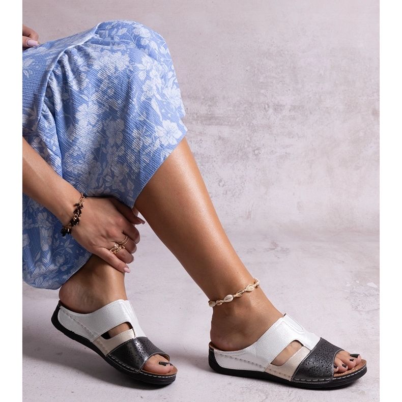 Fekete-fehér fényes Samanar diák 1