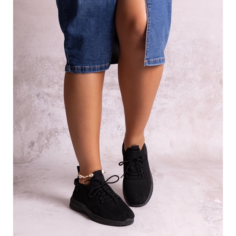 Fekete Khitam sportcipő 1