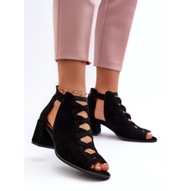 Velúr női magassarkú szandál Maciejka 06456-01 fekete 3