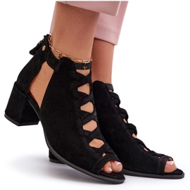 Velúr női magassarkú szandál Maciejka 06456-01 fekete 8