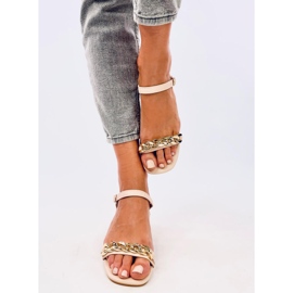 Daphne Beige alacsony sarkú szandál bézs 1