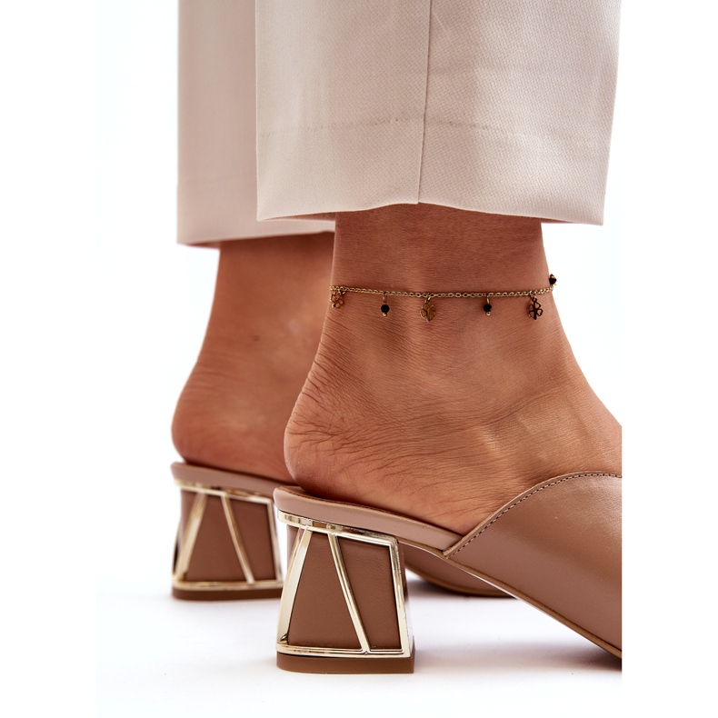 Elegáns női magassarkú papucs Laura Messi 2771 bézs 1