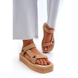 Ideal Shoes Női Platform szandál, bézs 1