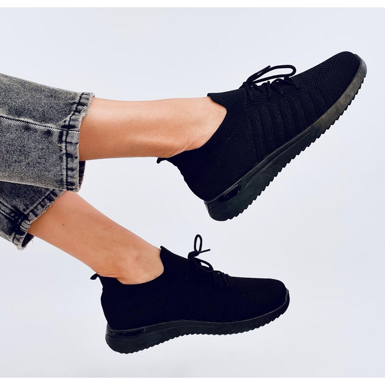 Sharpe Fekete zoknis sportcipő 2